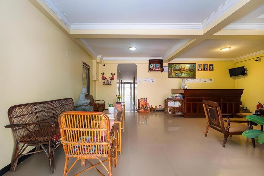 Happy Zone Hostel Сием Реап Екстериор снимка